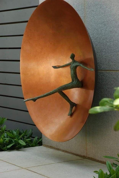 Art of Balance in Motion – Contemporary Wall Sculpture