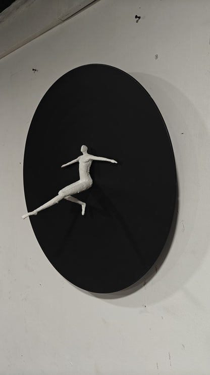 Art of Balance in Motion – Contemporary Wall Sculpture