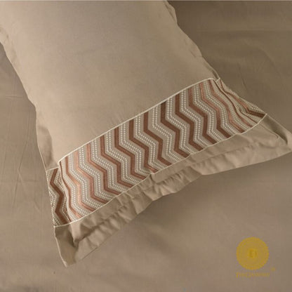 Plain Bedding Set with Embrodiery on Pillow