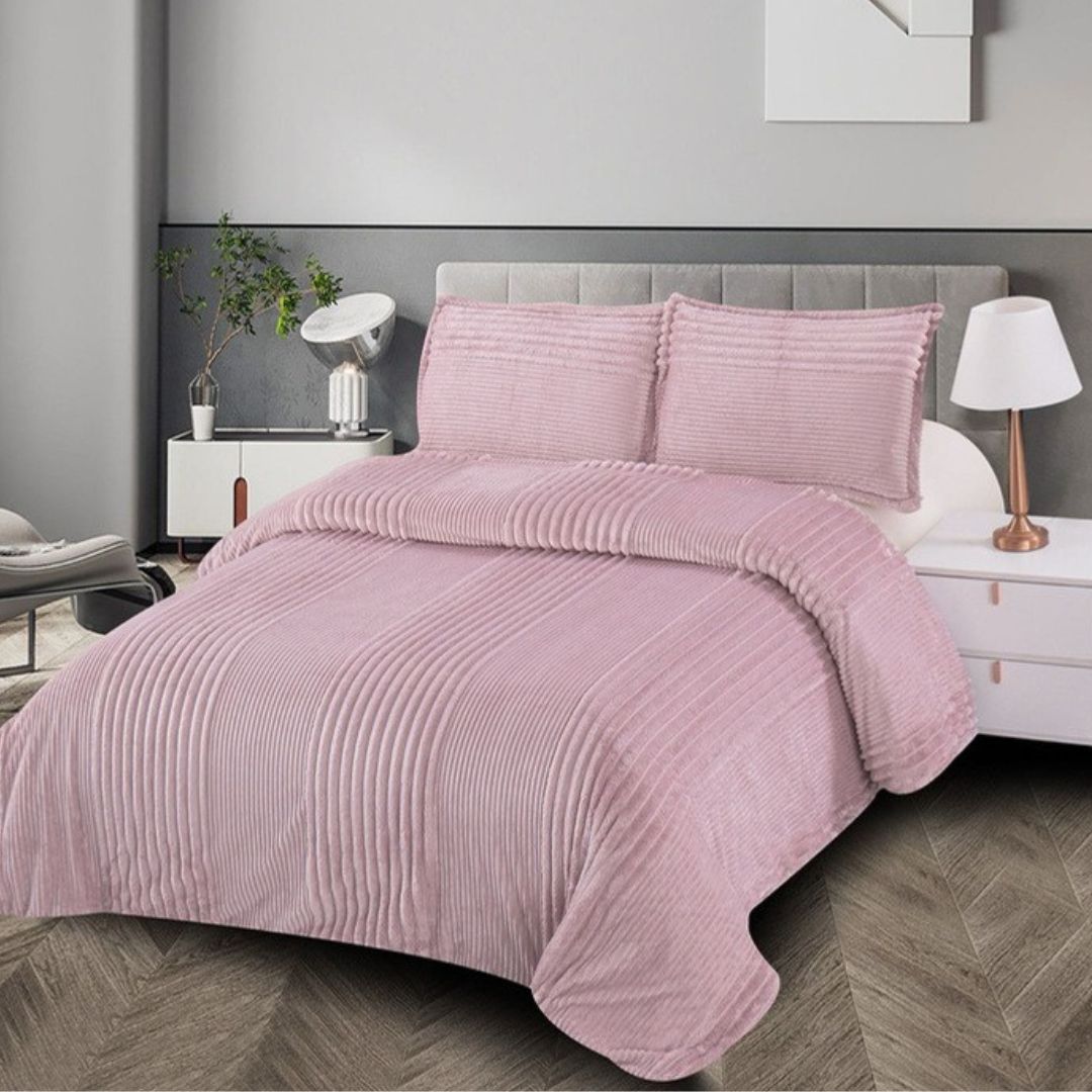 Woolrich Premium Warm Quilt for Winter - The Gharnish - A Unit of Satkala Creations