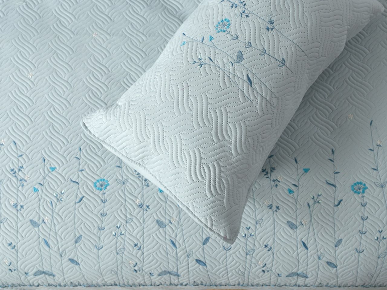 Orion Embroidered Quilted Bedding Set - The Gharnish - A Unit of Satkala Creations