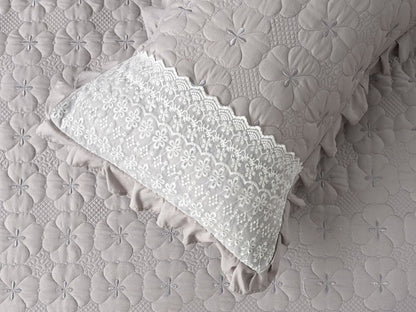 Heaven Beautiful Quilted Laced Bedding Set - The Gharnish - A Unit of Satkala Creations