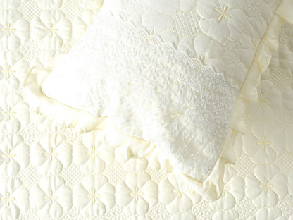 Heaven Beautiful Quilted Laced Bedding Set - The Gharnish - A Unit of Satkala Creations