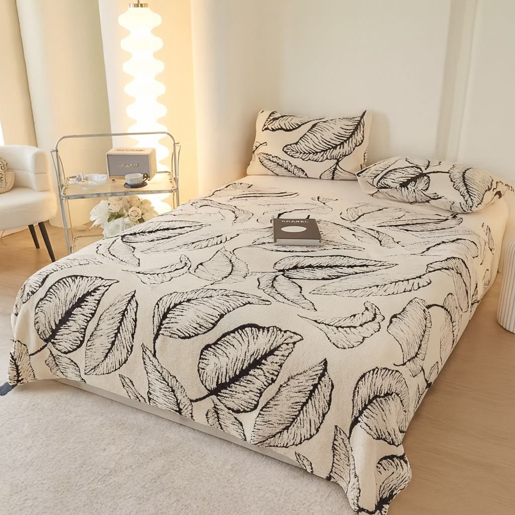 Premium Textured Leaf Design Blanket - The Gharnish - A Unit of Satkala Creations