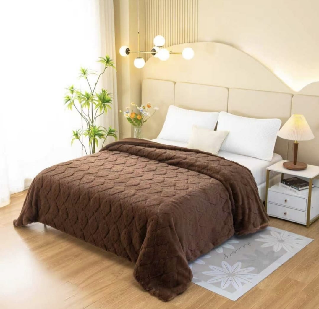 100% Premium & Imported Fur Blanket - The Gharnish - A Unit of Satkala Creations