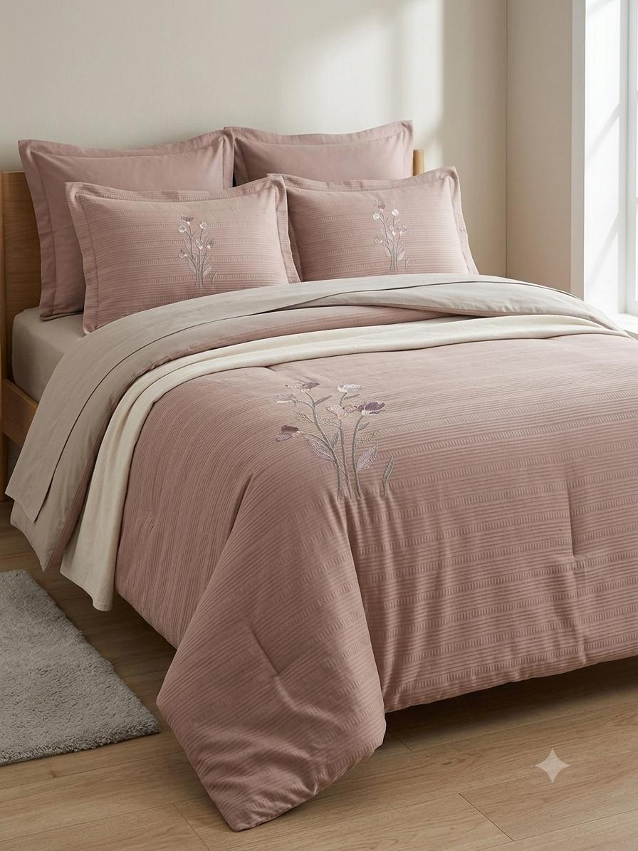 Super Premium King Size Tuffted Cotton Blend Reversible Comforter Set