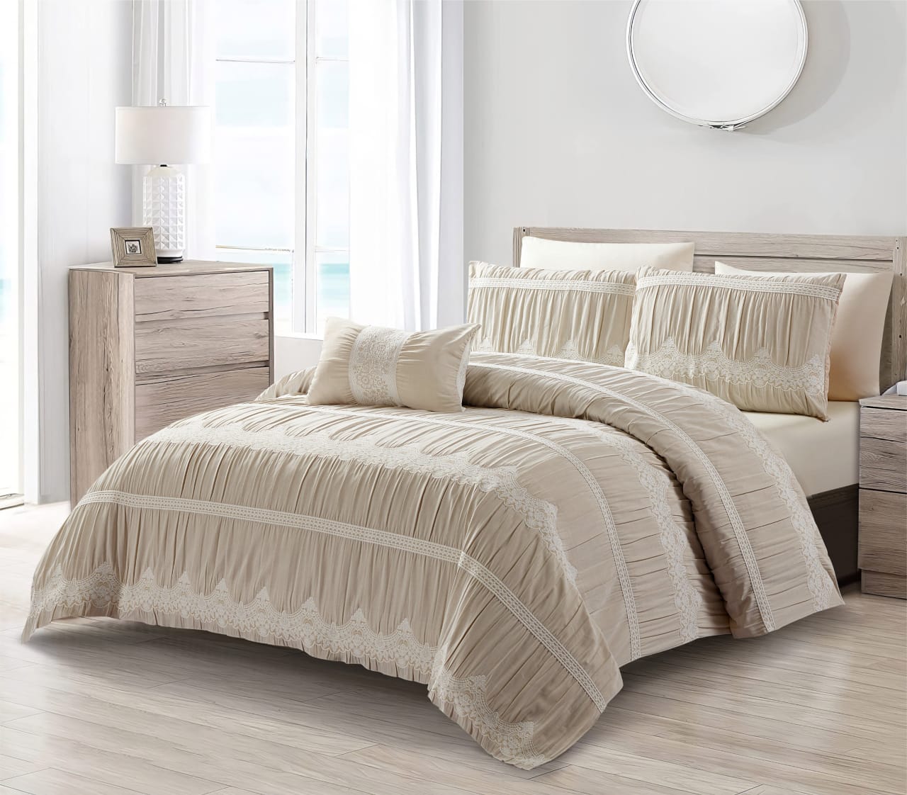 Aurelia 5 Pcs Designer Jacquard Bedding Set of 4 Pcs