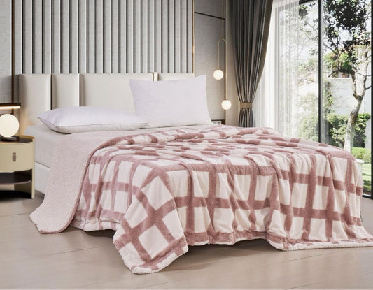 The Gharnish GLEN soft double bed blanket with Sherpa lining, ideal for winter and AC rooms, showing plush fabric and cozy texture.