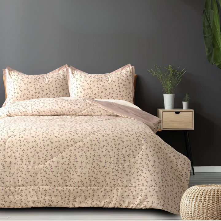 Lilly Floral Print Cotton Quilted 4 Pcs Comforter Set - The Gharnish - A Unit of Satkala Creations