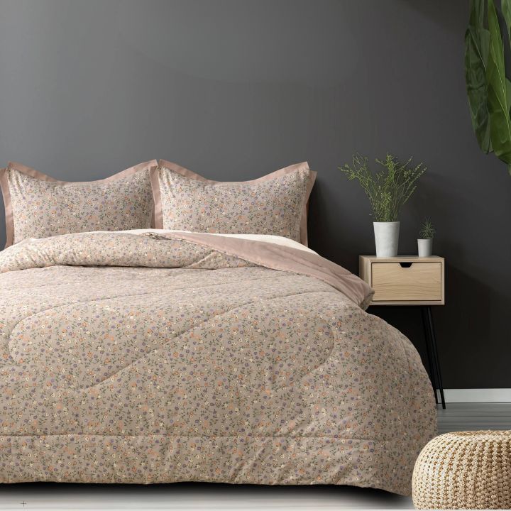 Lilly Floral Print Cotton Quilted 4 Pcs Comforter Set - The Gharnish - A Unit of Satkala Creations