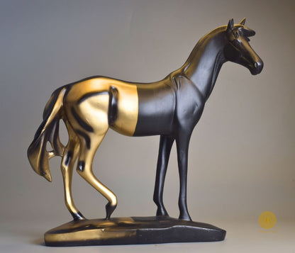 Limited edition premium horse statue from The Gharnish animal figurines collection, showcasing detailed craftsmanship and elegant design.