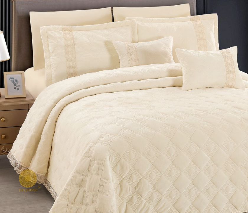Luxury warm quilted bedding set by The Gharnish, featuring super soft premium fabric in a 5-piece bedding collection.