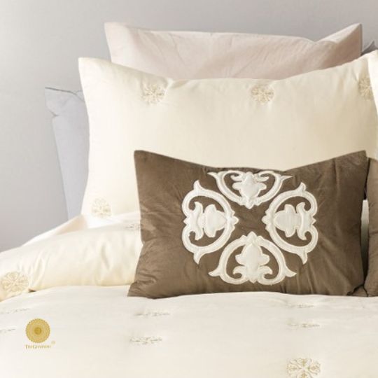 Royale 6 Pcs Comforter Set With Embrodiery - The Gharnish - A Unit of Satkala Creations