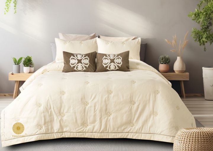 Royale 6 Pcs Comforter Set With Embrodiery - The Gharnish - A Unit of Satkala Creations