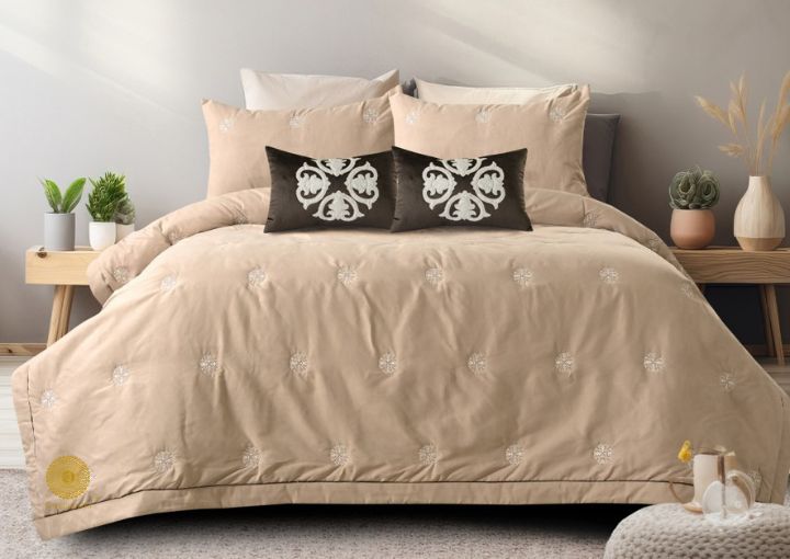 Royale 6 Pcs Comforter Set With Embrodiery - The Gharnish - A Unit of Satkala Creations
