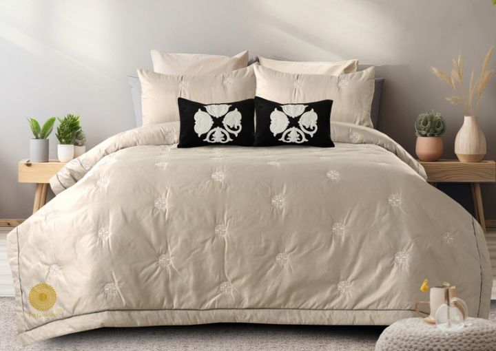 Royale 6 Pcs Comforter Set With Embrodiery - The Gharnish - A Unit of Satkala Creations
