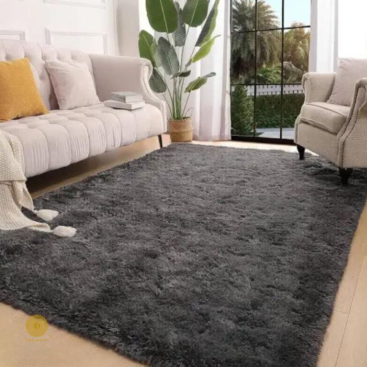 Modern and stylish faux fur carpet by The Gharnish, 3x5 feet, featuring soft, plush texture and contemporary design.
