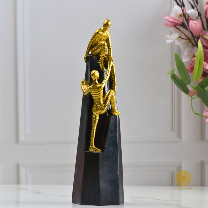 Mountain Climbing Figurine for home Decor - The Gharnish - A Unit of Satkala Creations