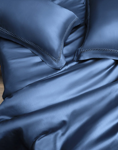 Mapple Designers Pillow and Bedsheet Series 400TC - The Gharnish - A Unit of Satkala Creations