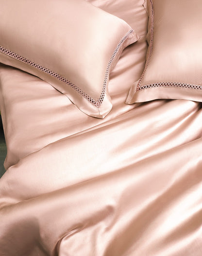 Mapple Designers Pillow and Bedsheet Series 400TC - The Gharnish - A Unit of Satkala Creations
