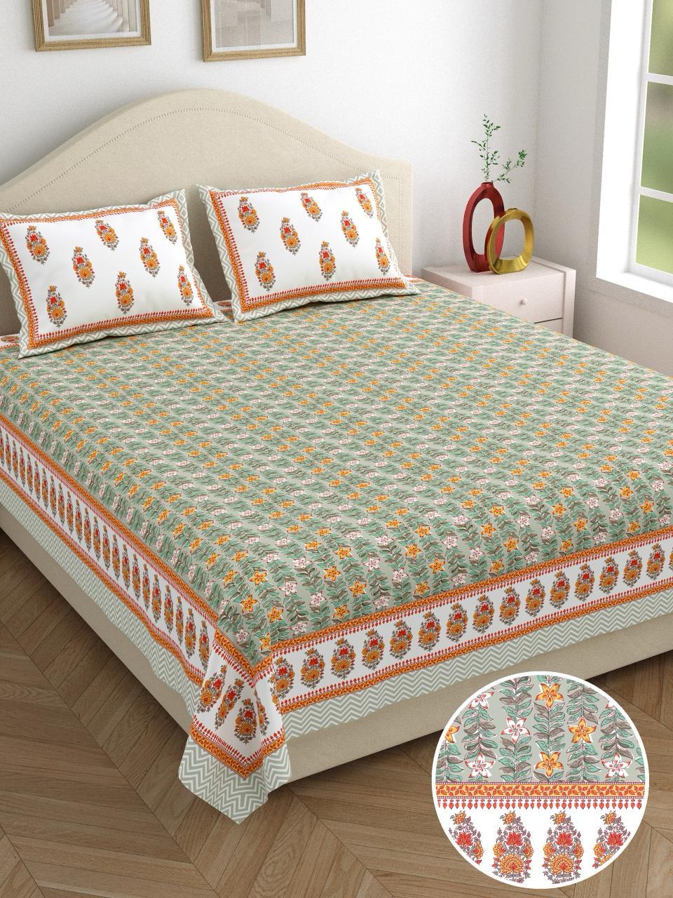 This high-quality 100% cotton bedsheet is designed for maximum comfort and practicality.
