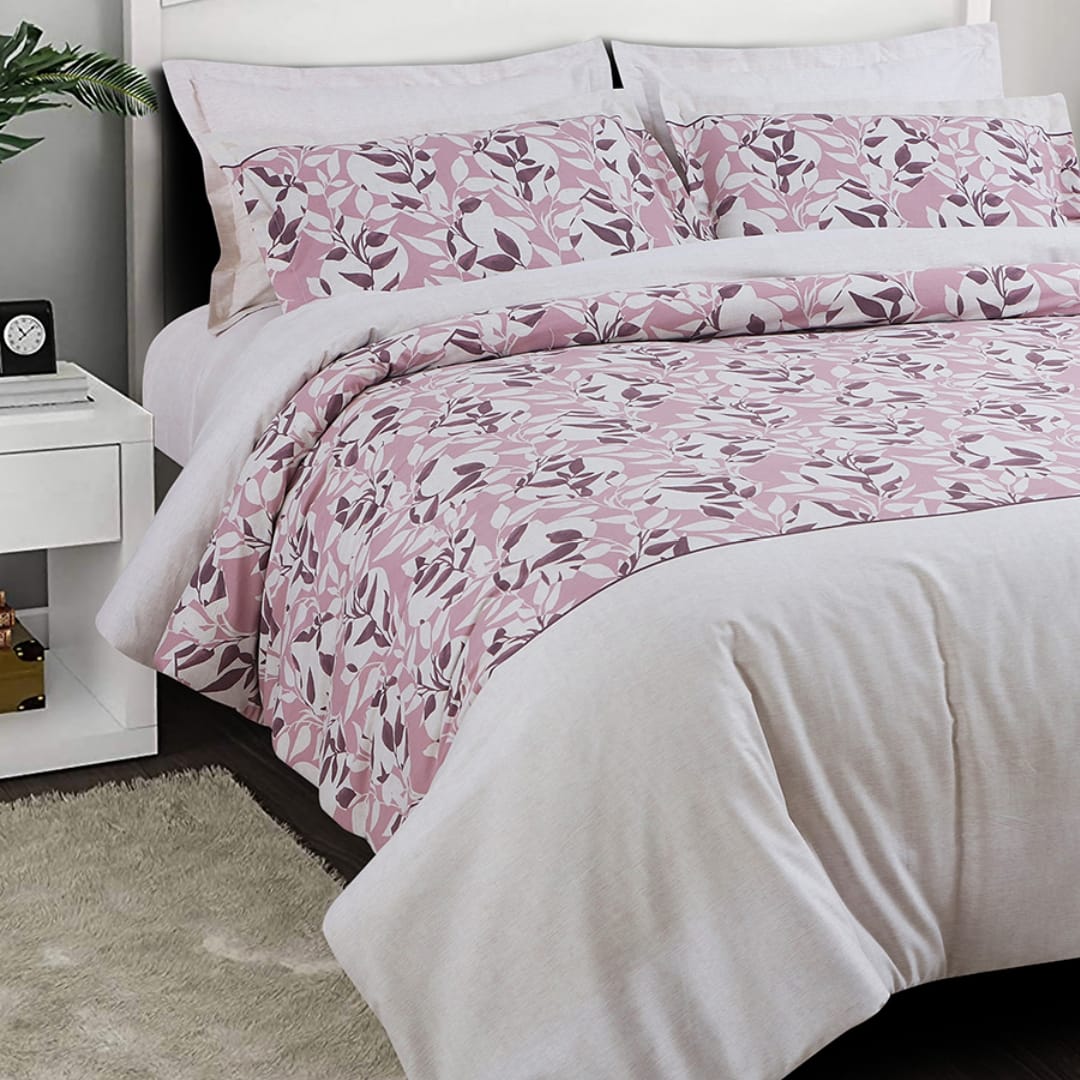 Three-piece vintage bedding set by The Gharnish featuring pure cotton bedsheets with classic design.