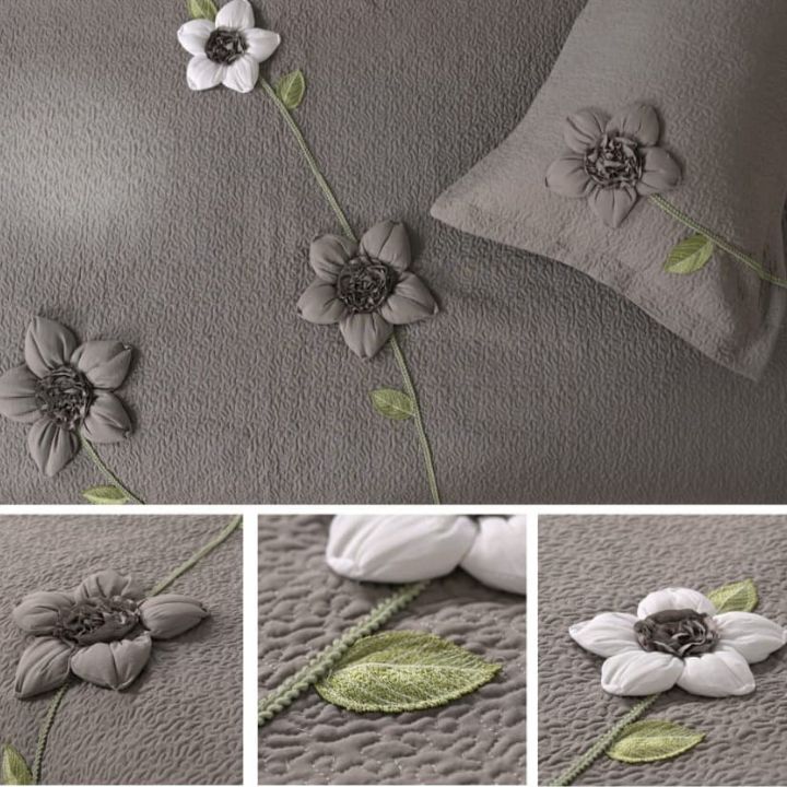Beautiful 3D flower pattern Quilted Bedding Set - The Gharnish - A Unit of Satkala Creations