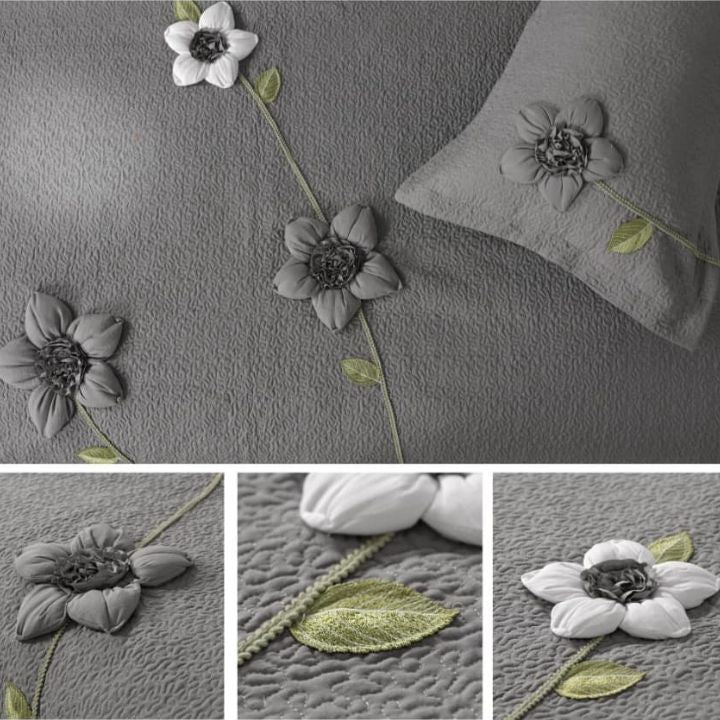 Beautiful 3D flower pattern Quilted Bedding Set - The Gharnish - A Unit of Satkala Creations