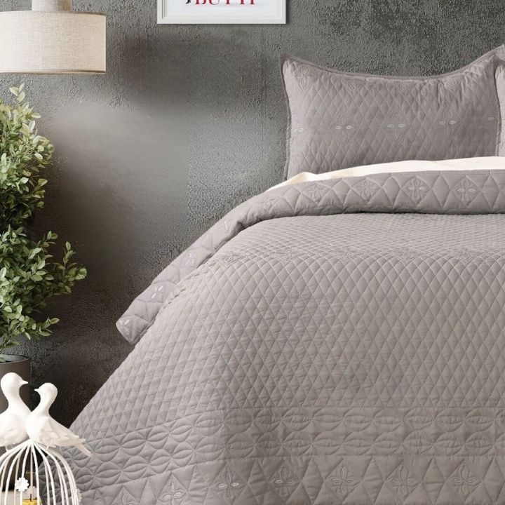CRIMSON ANANTARA EMBROIDERY & QUILTED  BEDCOVERS - The Gharnish - A Unit of Satkala Creations