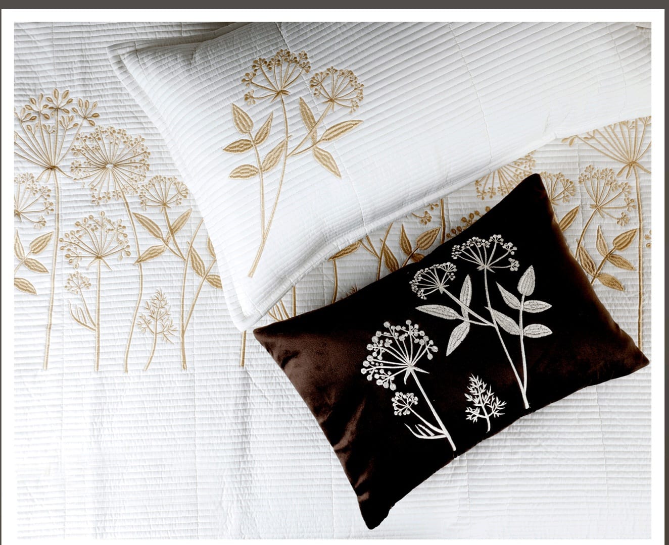 Fern and Petals Quilted Bedding Set of 5 - The Gharnish - A Unit of Satkala Creations