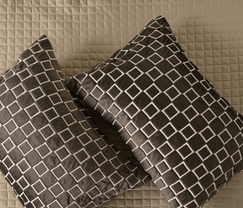 Luxury quilted bedcover 6-piece bedding set by The Gharnish, featuring elegant stitched design and plush fabric for a stylish bedroom look.
