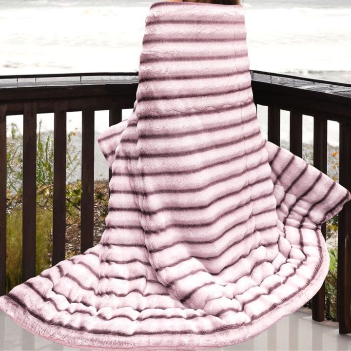 Ophelia rabbit fur ultra-warm double bed quilt by The Gharnish, cozy winter bedding with plush, luxurious fur for added warmth.