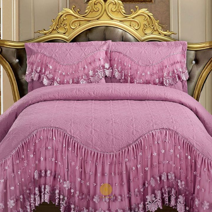 High-quality Pakeeza bedding bedcover from The Gharnish with intricate patterns and luxurious fabric for a stylish bedroom look