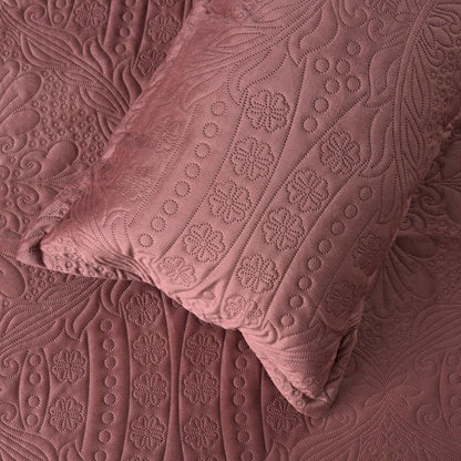 Super Luxurious Quilted  Holland Fabric King Size Bedding Set - The Gharnish - A Unit of Satkala Creations
