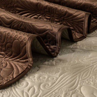 Super Luxurious Quilted  Holland Fabric King Size Bedding Set - The Gharnish - A Unit of Satkala Creations