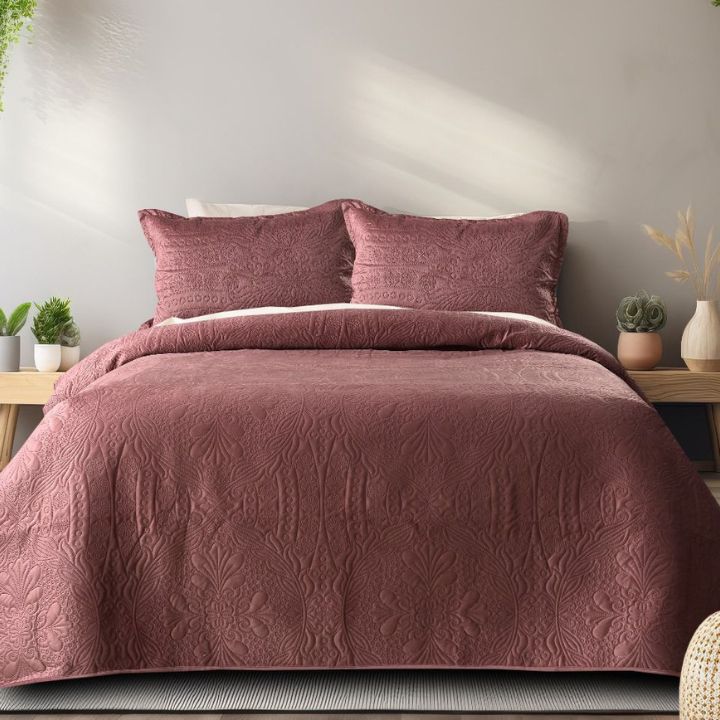 Super Luxurious Quilted  Holland Fabric King Size Bedding Set - The Gharnish - A Unit of Satkala Creations