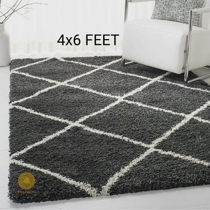 Maroon super soft micropoly carpet by The Gharnish, well-designed 4x6 feet plush carpet for home decor.