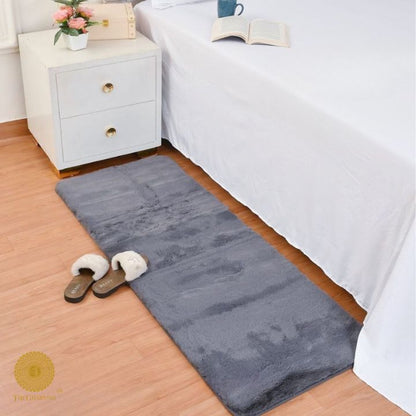 Modern and Soft Rabitt Furr Carpet - The Gharnish - A Unit of Satkala Creations