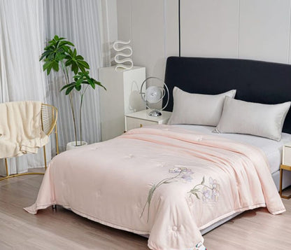 The Gharnish Ulta Luxurious Series imported all weather comforter, soft and plush bedding for year-round comfort.