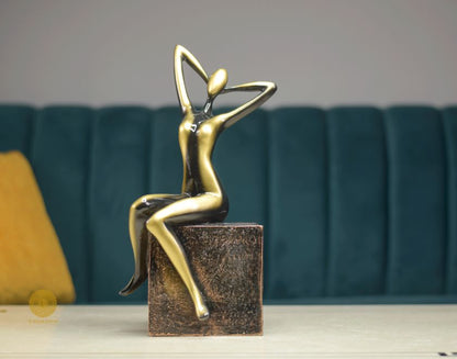 Modern Lady Artpiece/ modern Art - The Gharnish - A Unit of Satkala Creations