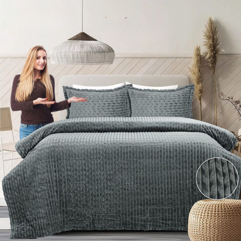 Pure Wool Rich Bedsheet - The Gharnish - A Unit of Satkala Creations