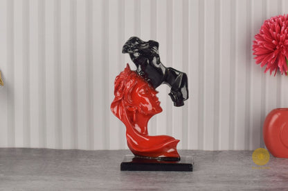 Love Couple Showpeice - The Gharnish - A Unit of Satkala Creations