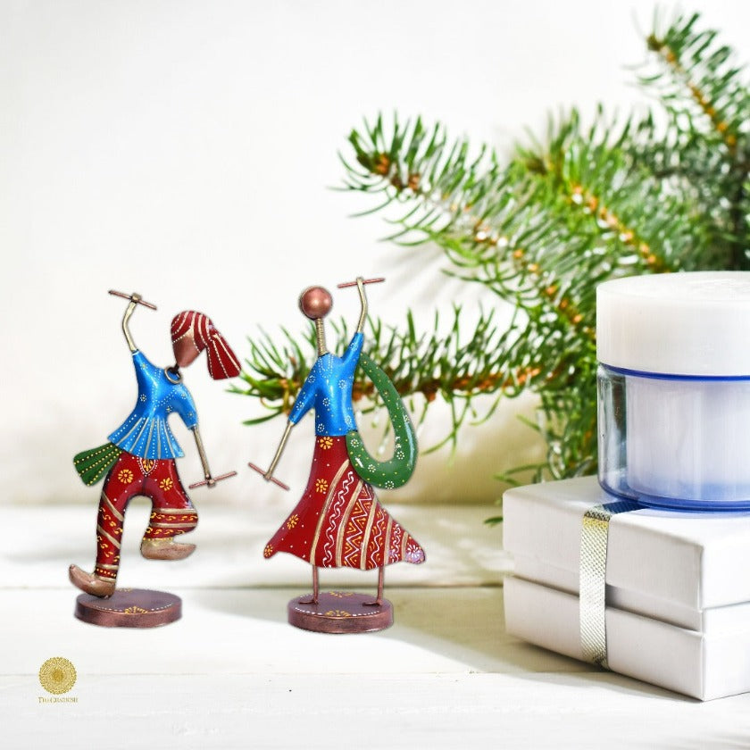 Dancing Indian Couple Metallic Art - The Gharnish - A Unit of Satkala Creations